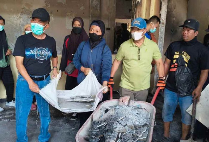 Anggota Dewan di Kediri Bersih-Bersih Gedung DPR, Murdi Hantoro: Senin Sudah Kembali Normal