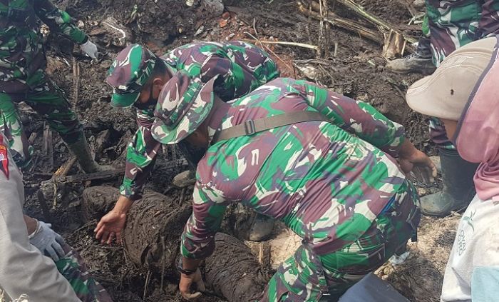   Mulai Lakukan Pembersihan, TNI Temukan 1 Korban Banjir Bandang di Kota Batu 