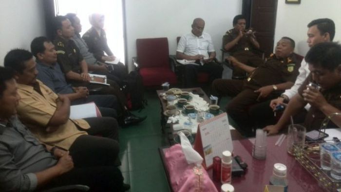 Hadiri Kampanye Khofifah, Dua Kades di Blitar Hanya Diperingatkan