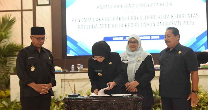 APBD 2026 Disahkan, Wali Kota Kediri Tekankan Penguatan Layanan Dasar untuk Warga