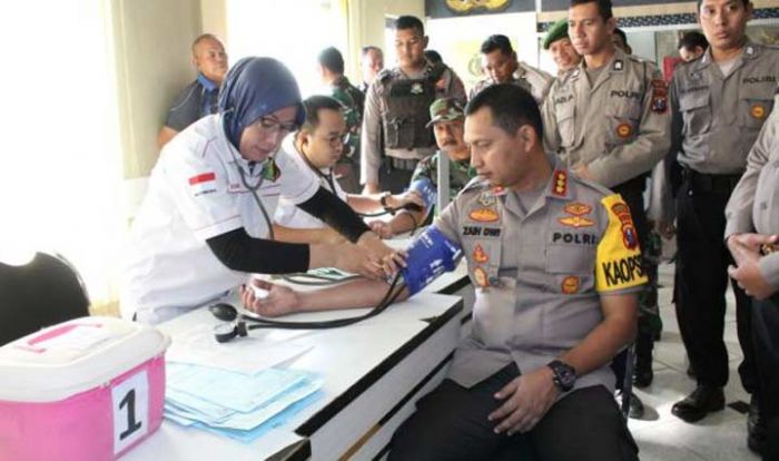 Hari Bhayangkara ke-73, Polresta Sidoarjo Melakukan Bakti Kesehatan Donor Darah