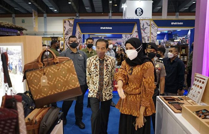 Inacraft 2022, Stan Pemkot Kediri Dihampiri Presiden Jokowi