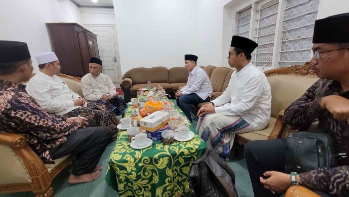 Bersama Rektor UAC, Bupati Gus Bara Meninjau Al Khoziny