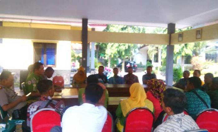 Rapat Muspika Kecamatan Gempol Bahas Tarikan Dana Sumbangan Terhadap Truk