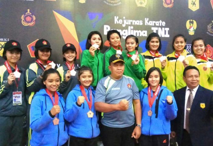 Atlet Karate Koarmatim Raih Prestasi di Kejuaraan Karate Panglima TNI Cup