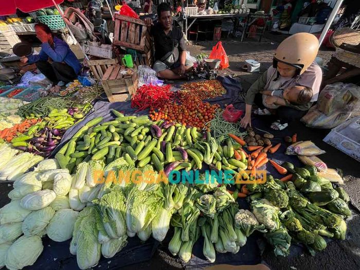 Banyak Perubahan, Simak Daftar Lengkap Harga Sembako Surabaya Hari Ini 1 Oktober 2025