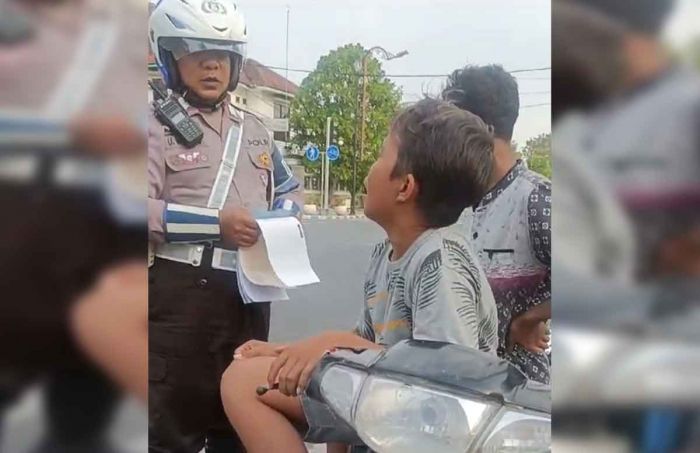 Viral Ada Anak Nangis saat Ditilang, Polisi Panggil Orang Tuanya