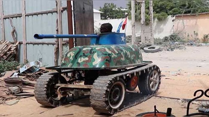 Prototipe Alat Perang Somalia, Bak Mandi Dijadikan Tank