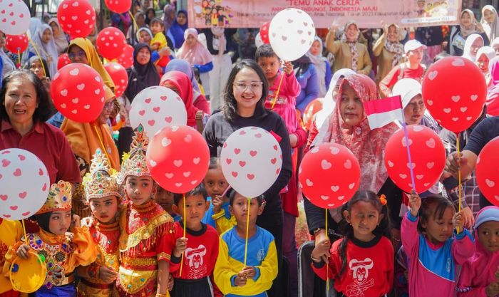 Ketua TP PKK Kabupaten Kediri: Anak Harus Dekat Orang Tua, Bukan Gadget