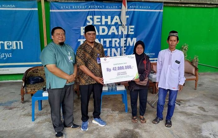 PT. Sehat Tentrem Berikan Santunan Kematian pada Tukang Becak di Jombang