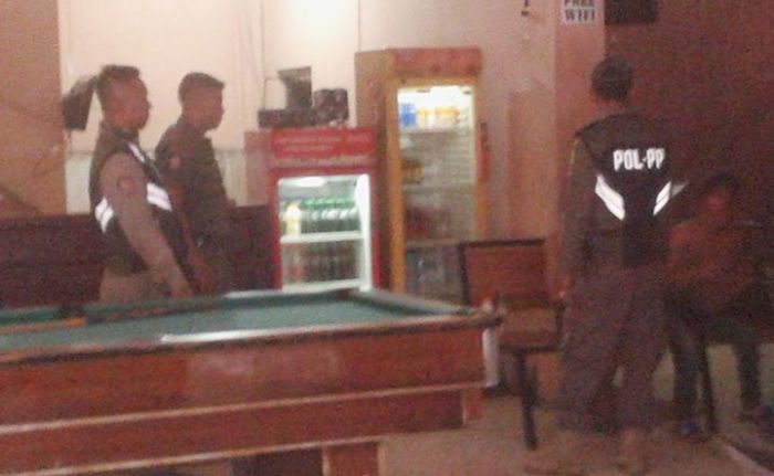 Tempat Biliard Digerebek Satpol PP Pasuruan, Petugas Dapati Pelajar Sedang Asik Karaoke