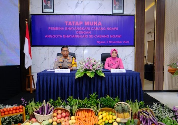 Dukung Swasembada Pangan, Kapolres Ngawi Ajak Bhayangkari Manfaatkan Pekarangan Rumah