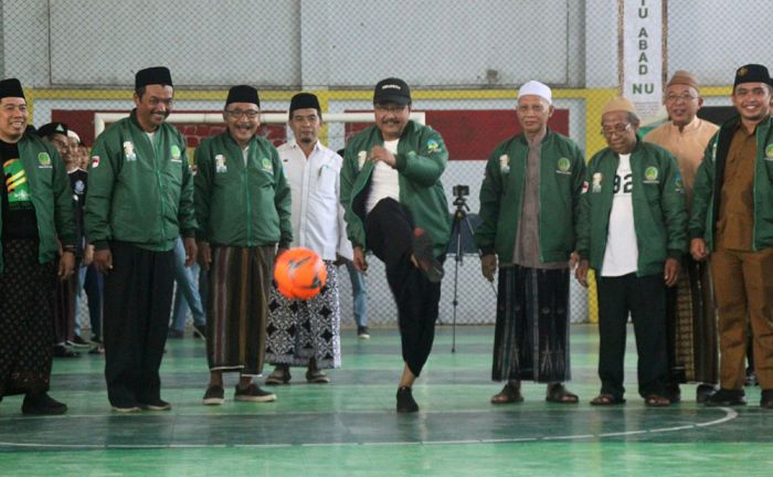 Buka Turnamen Futsal Sarungan, Gus Ipul Ingatkan Resolusi Jihad 22 Oktober