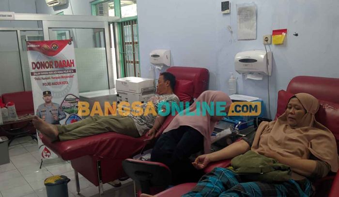 Polres Madiun Kota Gelar Donor Darah Sambut HUT ke-74 Humas Polri Polres Madiun Kota Gelar Donor Darah Sambut HUT ke-74 Humas Polri