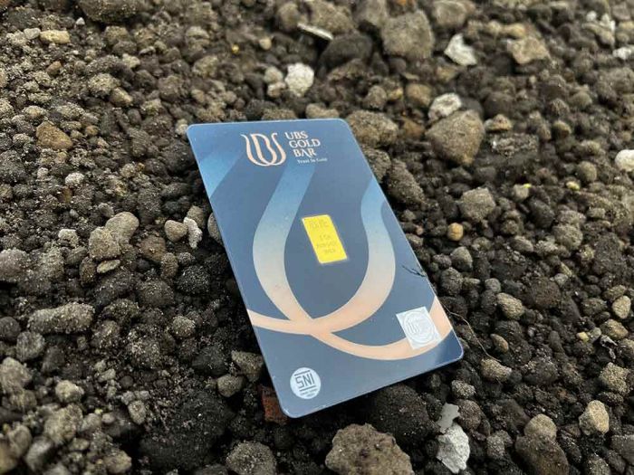 1 Gram Turun Rp9.600, Simak Perubahan Harga Emas UBS per Selasa 29 Juli 2025 1 Gram Turun Rp9.600, Simak Perubahan Harga Emas UBS per Selasa 29 Juli 2025