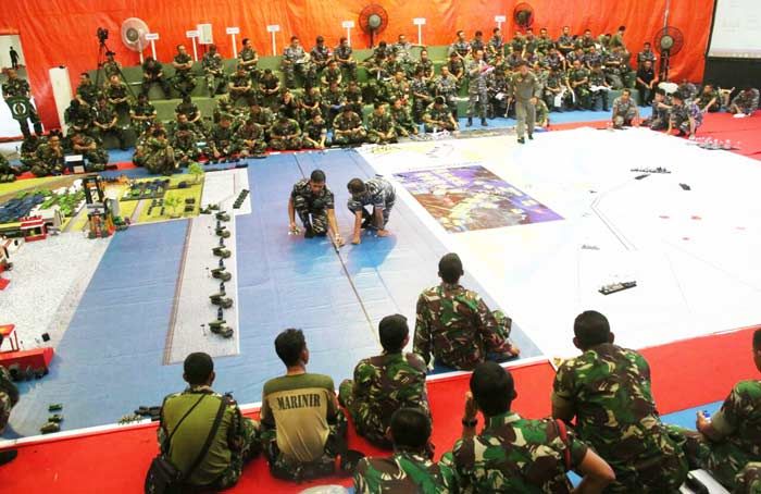 Tim Demo Tempur Laut HUT ke-72 TNI Gelar TFG Tim Demo Tempur Laut HUT ke-72 TNI Gelar TFG