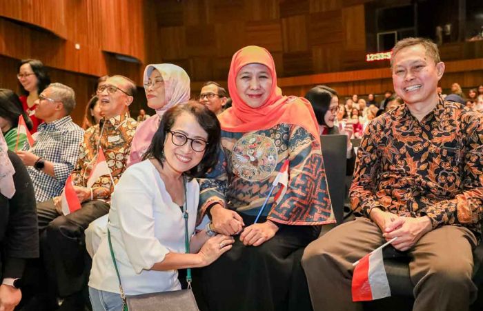 Songsong Indonesia Emas 2045, Khofifah Ajak IKA Unair DKI Beri Kontribusi Strategis 
