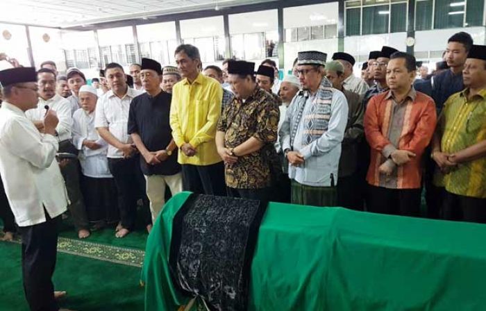 Ketua MPR RI Lepas Jenazah Putri Ridwan Hisjam