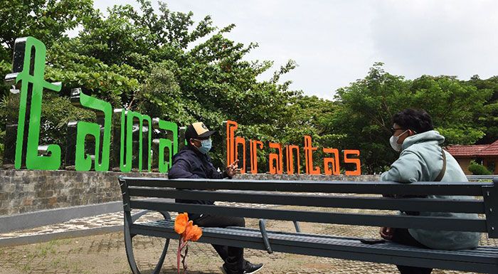 Jelang Tahun Baru di Kota Kediri, Mal Dibuka tapi Taman Ditutup