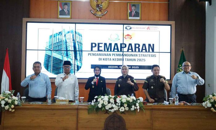 Arahan Vinanda Prameswati di Pemaparan Pengamanan Pembangunan Strategis Kota Kediri 2025 Arahan Vinanda Prameswati di Pemaparan Pengamanan Pembangunan Strategis Kota Kediri 2025