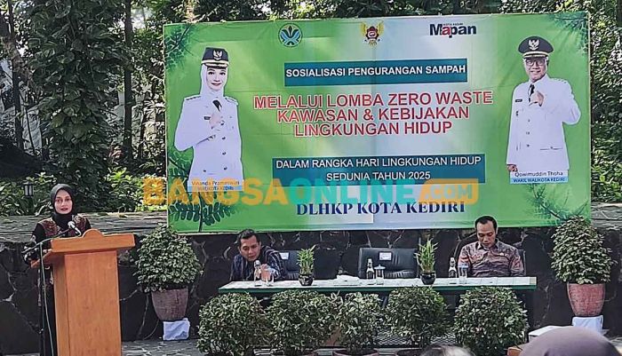 Wali Kota Kediri Ajak Masyarakat Aplikasikan Prinsip 3R Wali Kota Kediri Ajak Masyarakat Aplikasikan Prinsip 3R