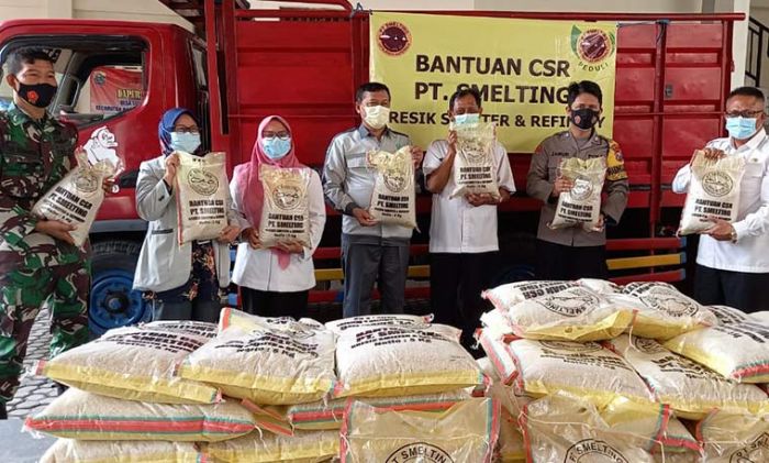 PT Smelting Salurkan Bantuan Beras untuk 7.370 KK di 3 Kelurahan