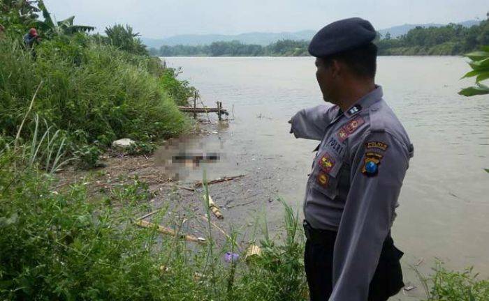 Mayat Pria Tanpa Identitas Ditemukan Mengapung di Bengawan Solo