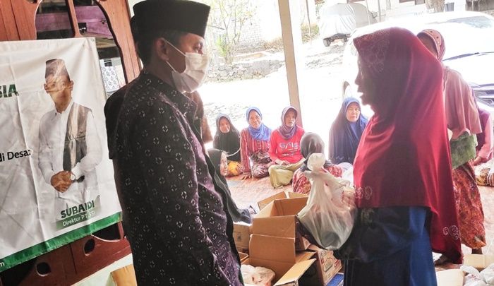 Berkah Ramadan, Owner CC-Mart Bagikan 1.170 Paket Sembako untuk Warga Kurang Mampu di Pamekasan