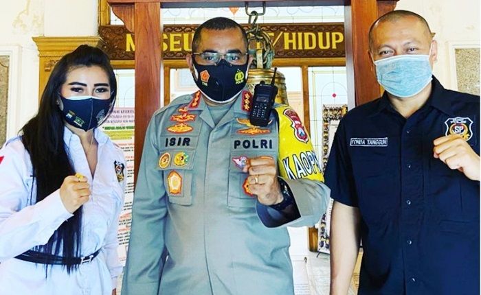 ​Sahabat Polisi Indonesia Ajak Warga Surabaya Patuhi PPKM