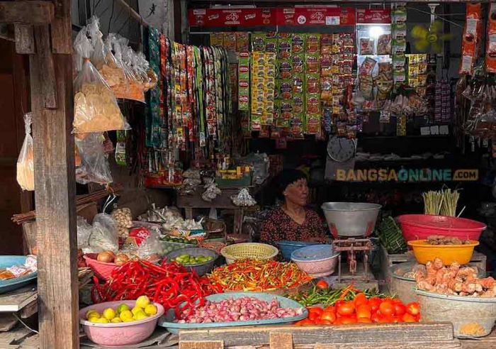 Harga Cabai Besar dan Keriting di Surabaya Naik Lagi, Daging Ayam dan Kol Turun Segini