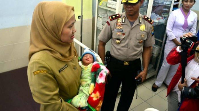 Bayi tak Dikenal Ditemukan di Malang saat Hujan