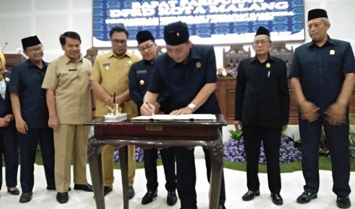 APBD Kota Malang Tahun 2020 Disahkan, Dewan Soroti Tiga Mega Proyek APBD Kota Malang Tahun 2020 Disahkan, Dewan Soroti Tiga Mega Proyek