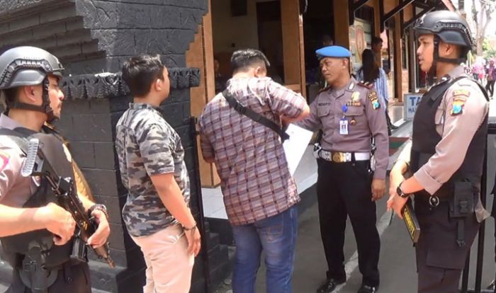 Pasca Teror Bom di Polrestabes Medan, Pengamanan Mako Polres Blitar Kota Diperketat
