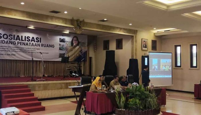 Secara Virtual, Pj Wali Kota Kediri Tutup Sosialisasi Bidang Penataan Ruang