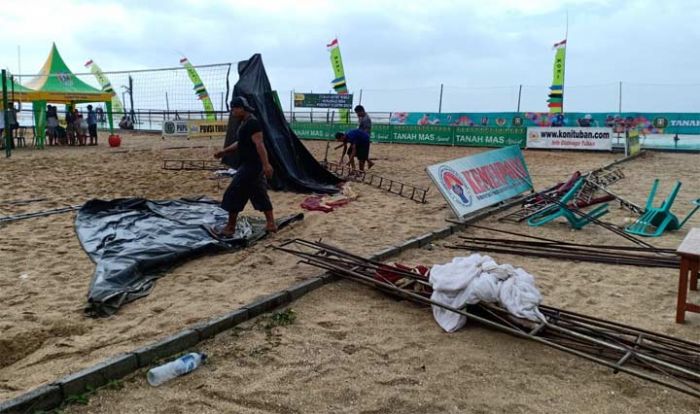 Tenda Cabor Voli Pantai Ambruk, Pertandingan Sempat Dihentikan