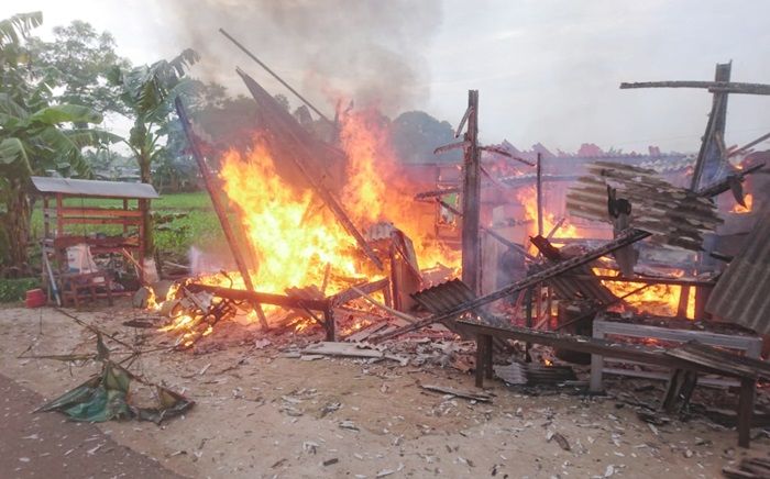 Botol Pecah, Rumah Kios Bensin di Semanding Tuban Dilalap Api hingga Rata dengan Tanah