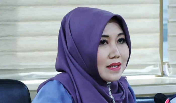 Ning Lia Puncaki Survei Tokoh Legislator Terpopuler di Jawa Timur Versi ARCI Ning Lia Puncaki Survei Tokoh Legislator Terpopuler di Jawa Timur Versi ARCI