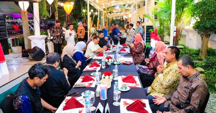 Gubernur Khofifah Gelar Tasyakuran HPN 2026 Bersama Wartawan di Grahadi