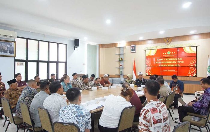 Cari Solusi Bersama, Kemenag Pimpin Rakor Kepengurusan Kelenteng Kwan Sing Bio Tuban Cari Solusi Bersama, Kemenag Pimpin Rakor Kepengurusan Kelenteng Kwan Sing Bio Tuban