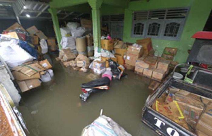 Pasar Blimbing Terendam Banjir Usai Diguyur Hujan Lebat