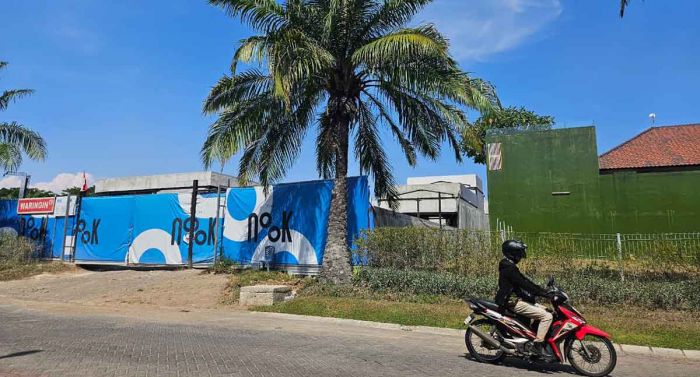 Warga Graha Famili Tolak Perubahan Fasum Jadi Kafe, Minta Pemkot Surabaya Bertindak