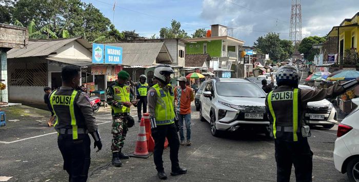 Libur Natal, Arus Wisata Pasuruan Padat di Taman Safari dan Jalur Bromo