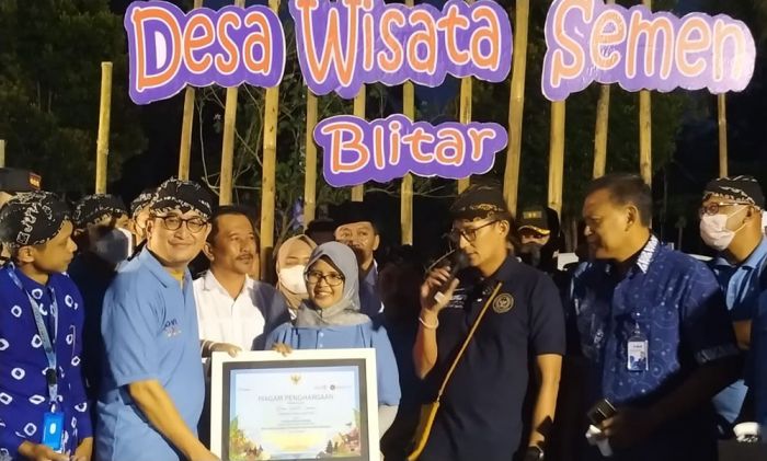 Masuk 50 Besar ADWI, Menparekraf Sandiaga Uno Kunjungi Desa Semen Kabupaten Blitar