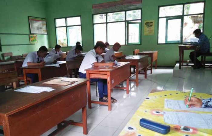 7 Anak Binaan LPKA Blitar Ikuti Ujian Nasional