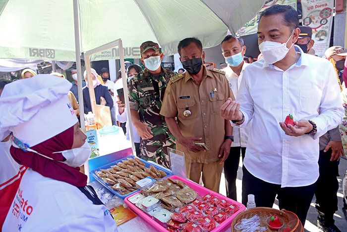 Dongkrak Ekonomi Warga, Pemkot Surabaya Kembangkan Potensi Kampung Wisata Kue