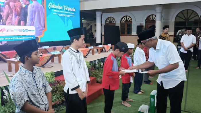 Dihadiri Wakil Wali Kota Kediri, Ponpes Wali Barokah Buka Puasa Bersama dan Santunan Anak Yatim