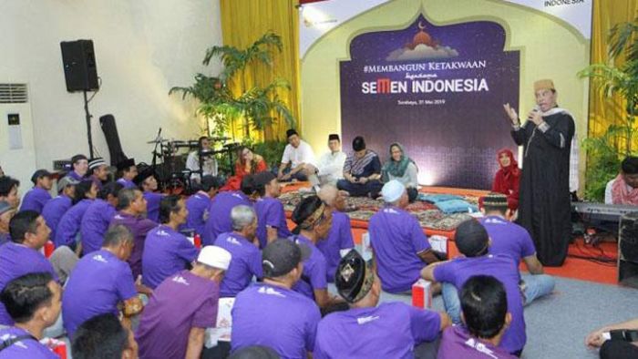 Membangun Ketakwaan, Semen Indonesia Kerja Sama dengan Jurnalis Jatim