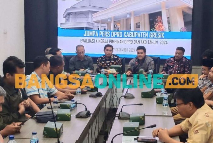 Jelang Tutup APBD 2024, DPRD Gresik Paparkan Kinerja yang Dilakukan di Tahun ini