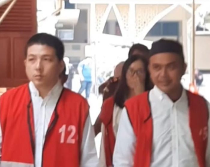 4 Terdakwa Pembobol Bank Jatim Divonis 2 Tahun Penjara, JPU Ajukan Banding 4 Terdakwa Pembobol Bank Jatim Divonis 2 Tahun Penjara, JPU Ajukan Banding