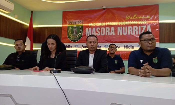 Kenalkan Pelatih Baru, Manajemen Persibo Targetkan Lolos Liga 2
